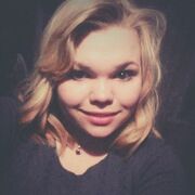  ,  Nadya, 25