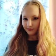 ���������� Ch'ongju, smiling