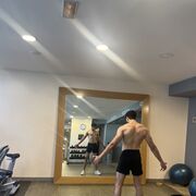  Canary Wharf,   Alan, 33 ,   ,   