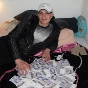 ���-�� ���))