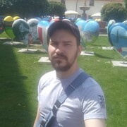  ,  Komar, 30