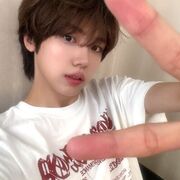  ,   Seongmin, 21 ,   ,   