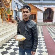  ,  Atul, 25