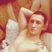  ,   Richard, 31 ,   