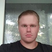  ,  Viktor, 30