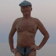  ,   Mikki, 70 ,   