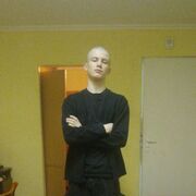   ,  Ksandr, 19