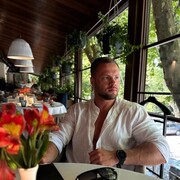  ,   Sasha, 30 ,   ,   