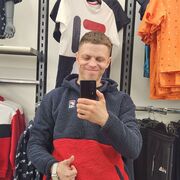  -,  Viktor, 33