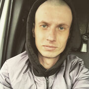  ,  Mykola, 30