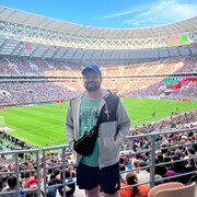  ,  Artem, 28