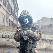  ,   Ivan, 28 ,   c 