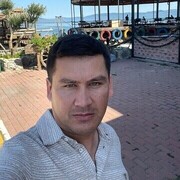  ,  Jasur, 32