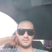  -,  Hakim, 38