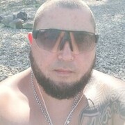  ,   Artem, 38 ,   ,   
