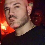 Courbevoie,   Roman, 36 ,   ,   