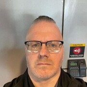  Sergeant Bluff,  Barry collis, 45