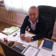  ,   Denis, 39 ,  