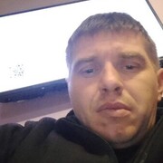  ,  Alex, 35