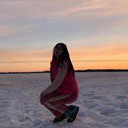  ,  Sabina, 24