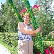 ,  Svetlana, 64