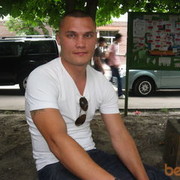  ,   Valentin, 49 ,   
