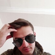  ,  Ylham, 26