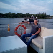  ,   Maks, 46 ,   ,   , c 