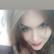  --,   Julia, 25 ,   ,   