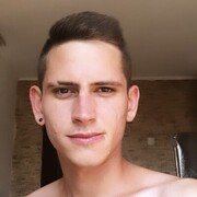 ,  Haker, 25