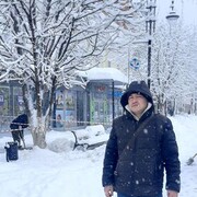 ,   Kamoliddin, 40 ,   ,   
