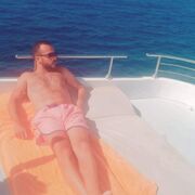  ,  Mohamed, 33