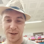  ,   Leonid, 32 ,   ,   