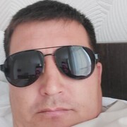  ,  Gala, 37