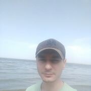  -,   Volodya, 31 ,   ,   , c 