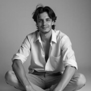  ,  Kamran, 23
