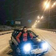  ,  Dima, 27