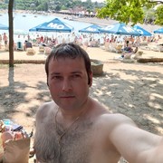  ,   Vitalie, 41 ,  