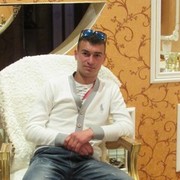  ,   Dima, 32 ,   