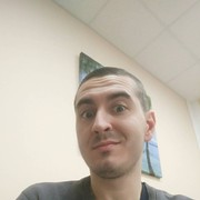  ,  Viktor, 33
