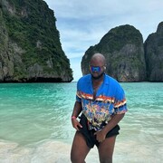  ,   Kric, 44 ,   ,   