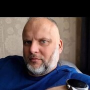  ,  Sergejs, 44