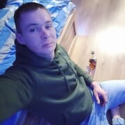  ,  Artem, 28