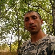  ,  Armen, 43