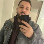  ,   Levon, 33 ,   ,   