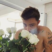  ,  Nikita, 33
