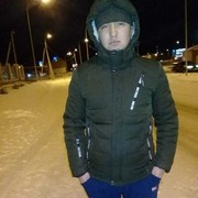  ,   Aliy, 32 ,   ,   , c 