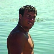  ,  Dima, 39