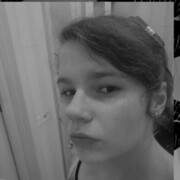  ,  Kate, 20