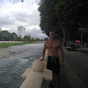   ,  Andrue, 36